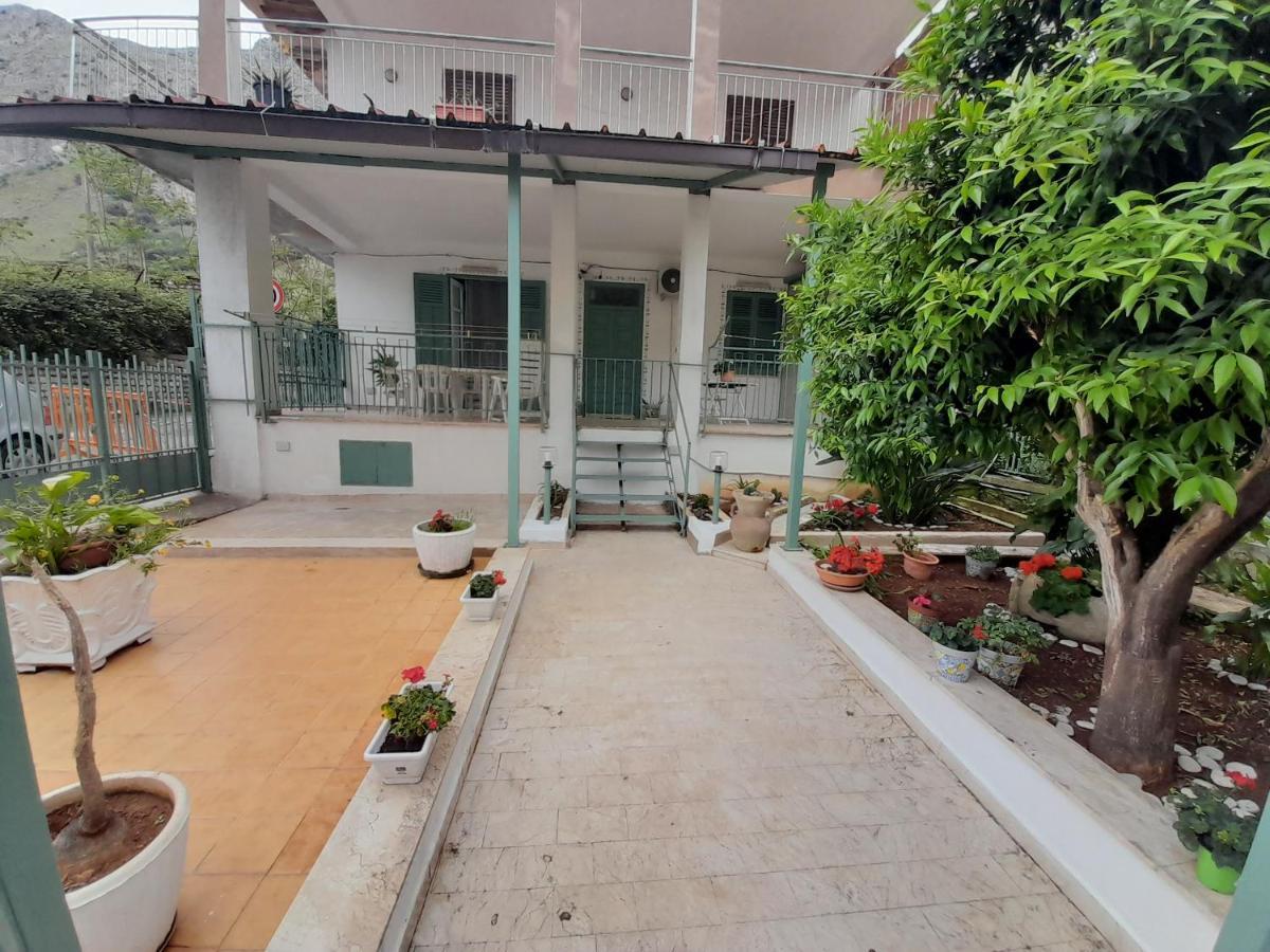 Casa Vacanze Ciccine Capaci Buitenkant foto